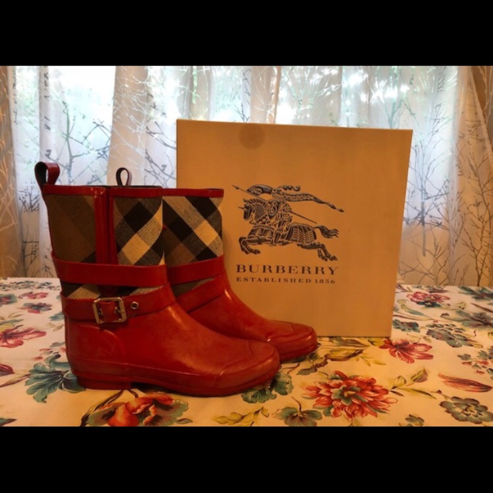 Burberry Holloway Rainboots